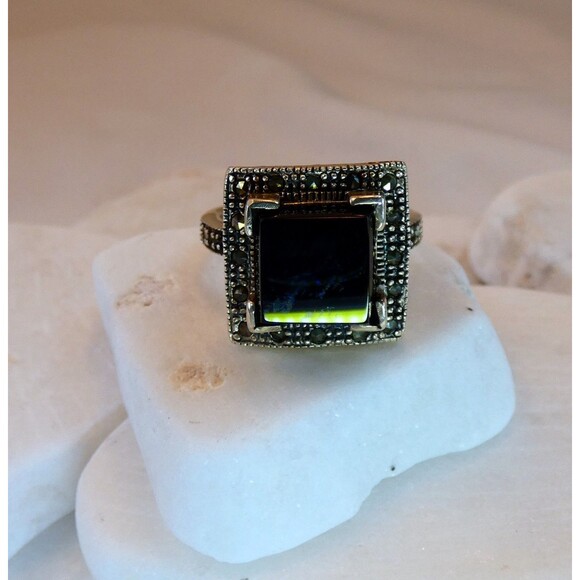 Vintage Marcasite Black Onyx Sterling Silver Ring Sz 6.75 - Picture 8 of 9